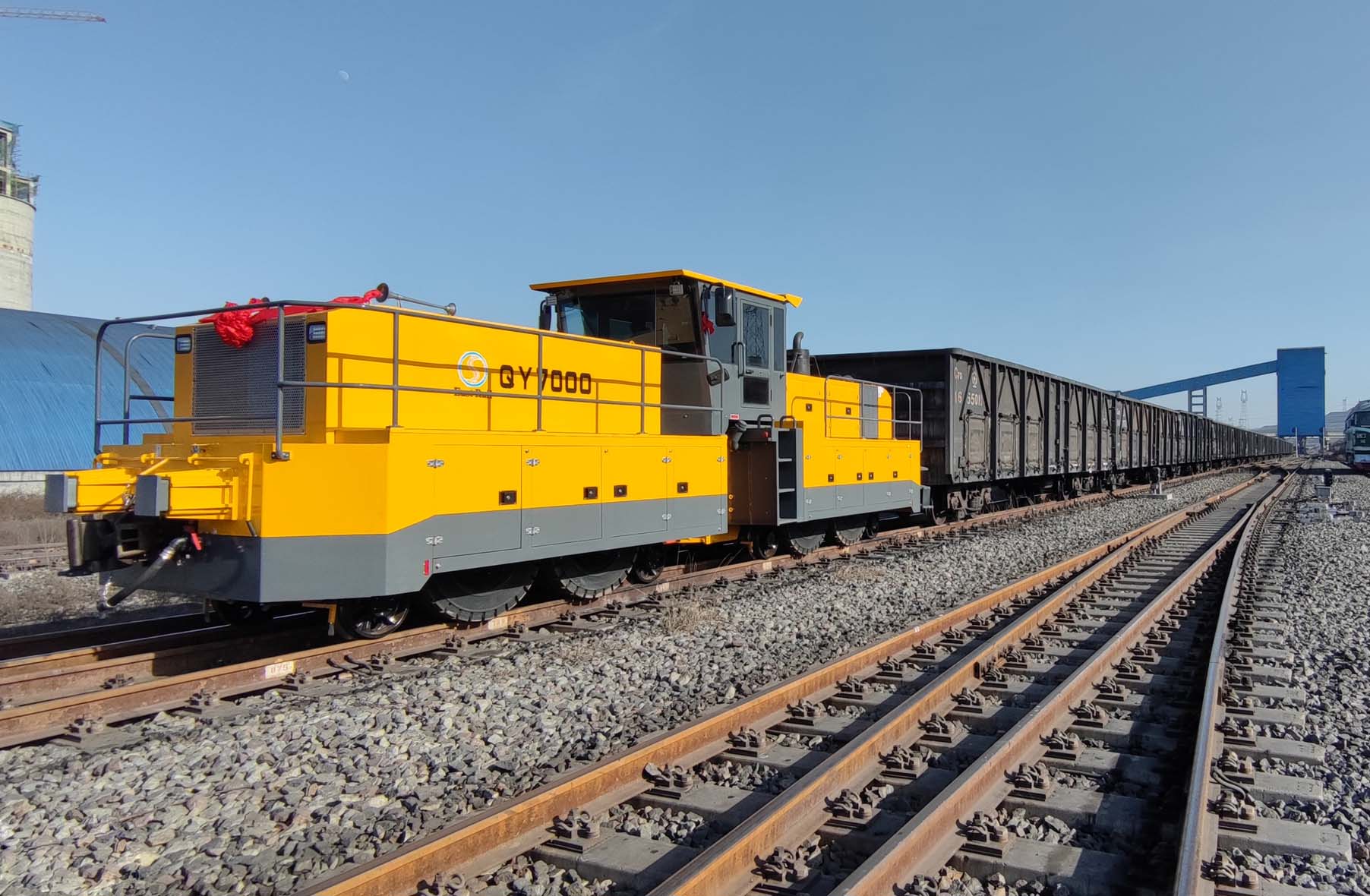 Venda quente de alto desempenho potente trator ferroviário rodoviário hidráulico diesel 