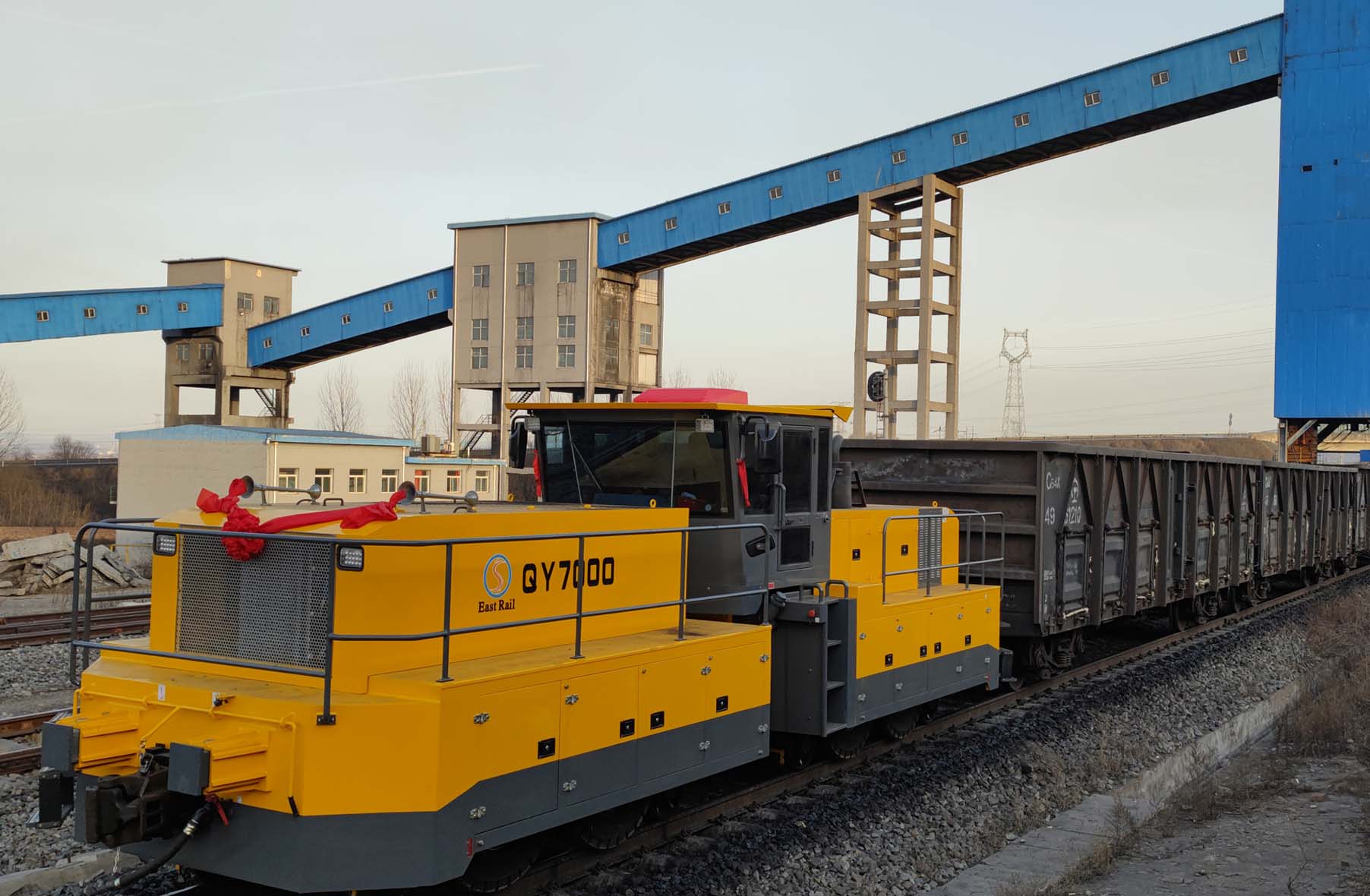 Venda quente de alto desempenho potente trator ferroviário rodoviário hidráulico diesel 